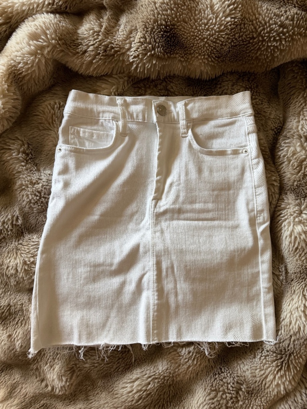 Frame White Denim Stretch Skirt